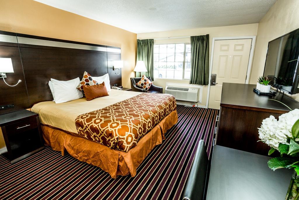 Budget Inn Of America Medford Esterno foto
