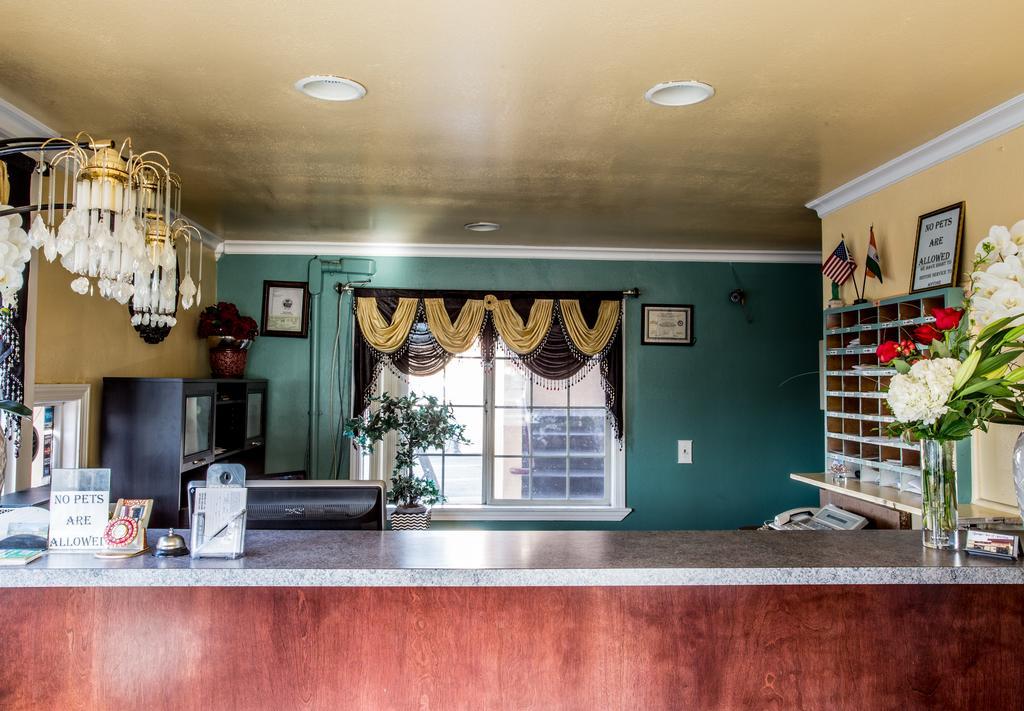 Budget Inn Of America Medford Esterno foto