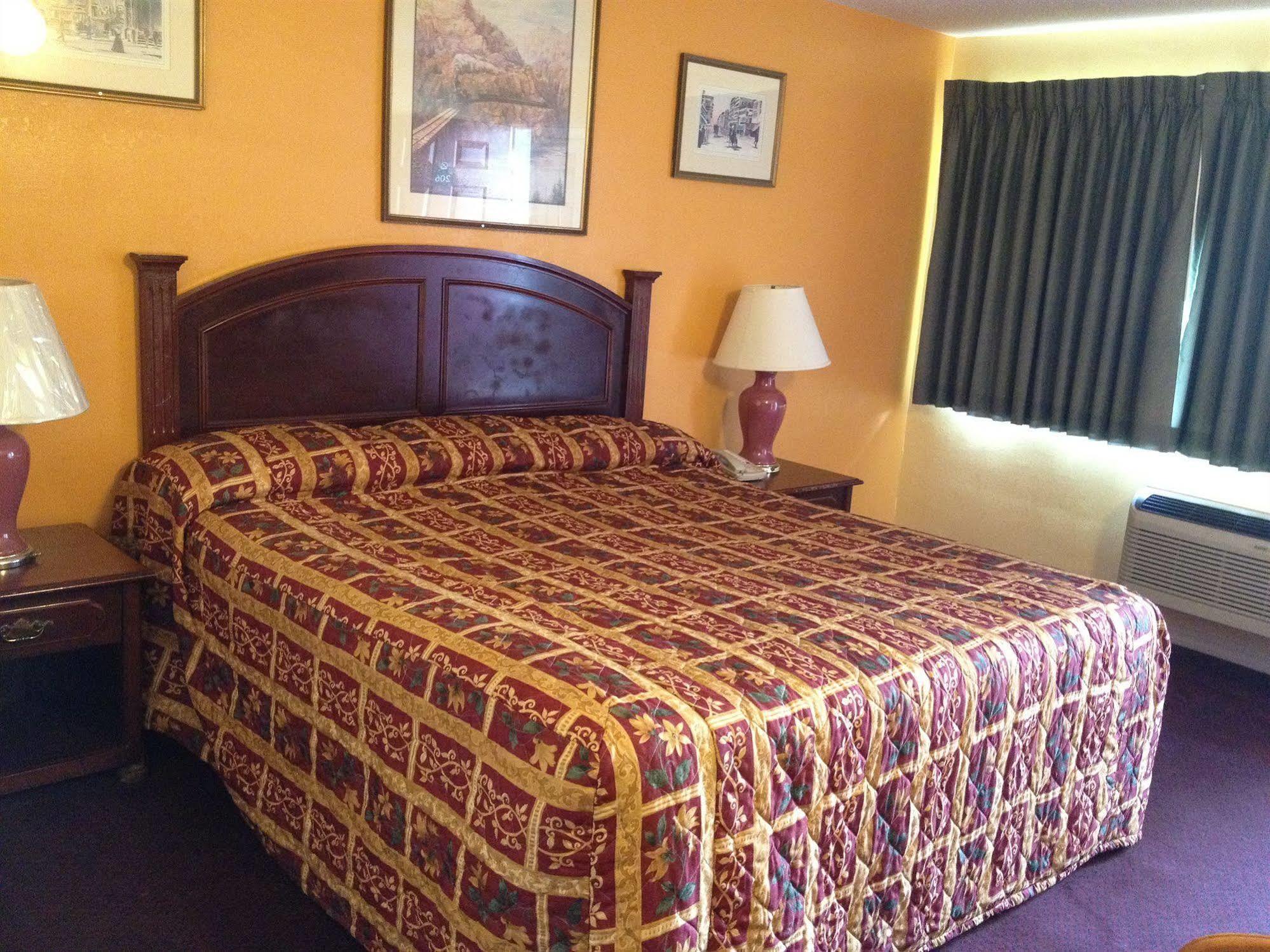 Budget Inn Of America Medford Esterno foto