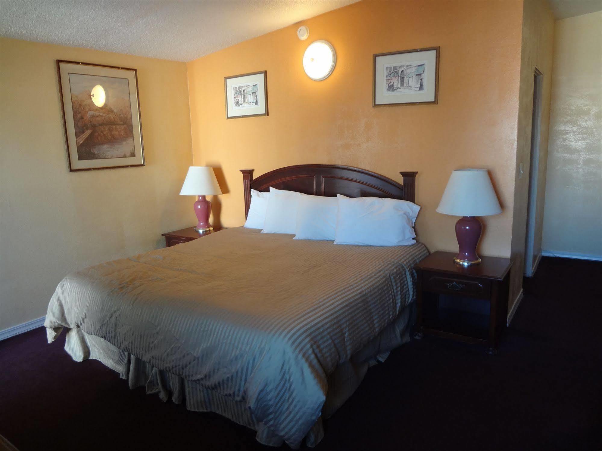 Budget Inn Of America Medford Esterno foto